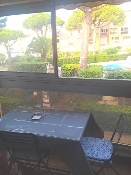 Studio 4 Couchages Avec Piscine D'Ete Vue Port 아그 외부 사진